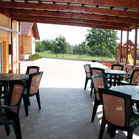 Guest house Max