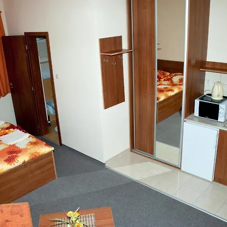 Max Guest house